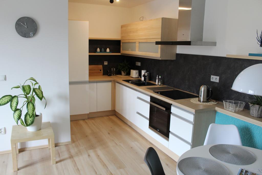 Apartman Doma Jicin Bagian luar foto